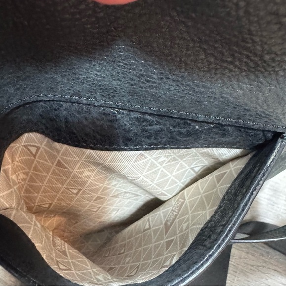 Botkier Logan Leather Hobo Purse Black Leather Crossbody Shoulder Bag - Picture 10 of 12